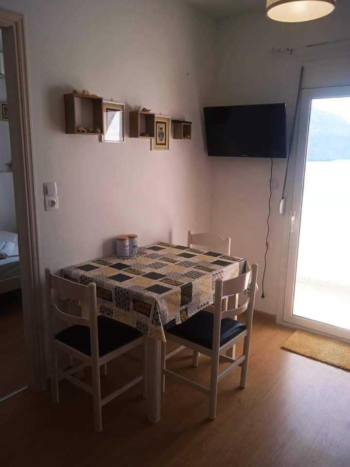 Kalymnos Platy Gialos Mousellis Makis Apartments Panormos  Bagian luar foto