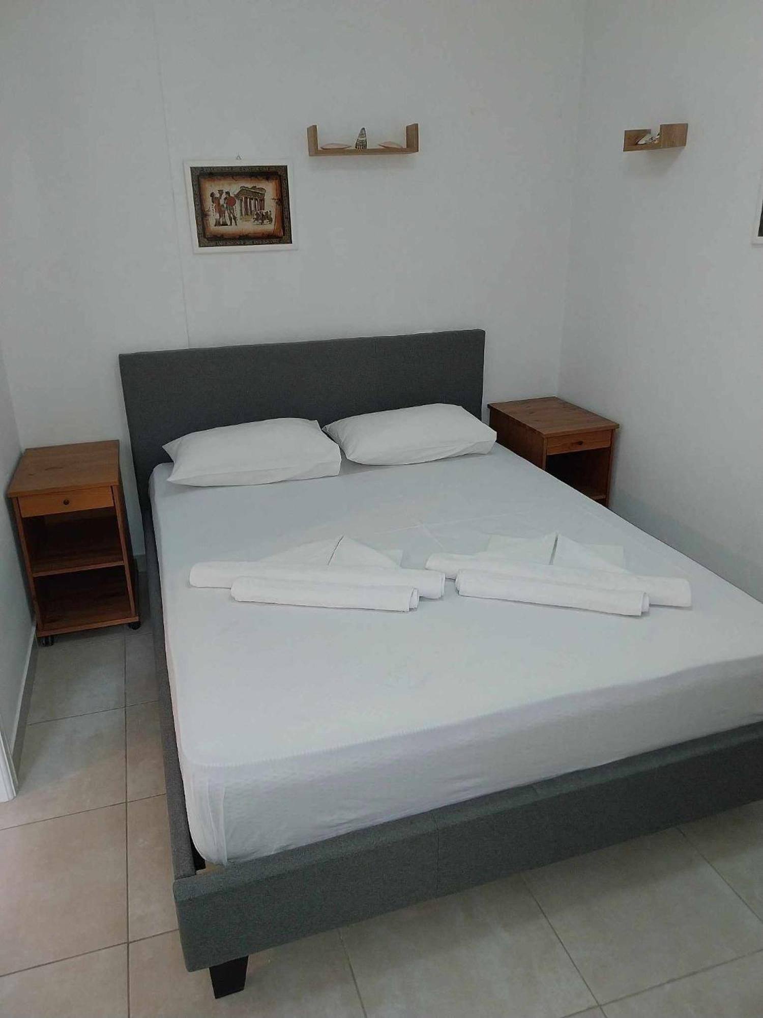 Kalymnos Platy Gialos Mousellis Makis Apartments Panormos  Bagian luar foto