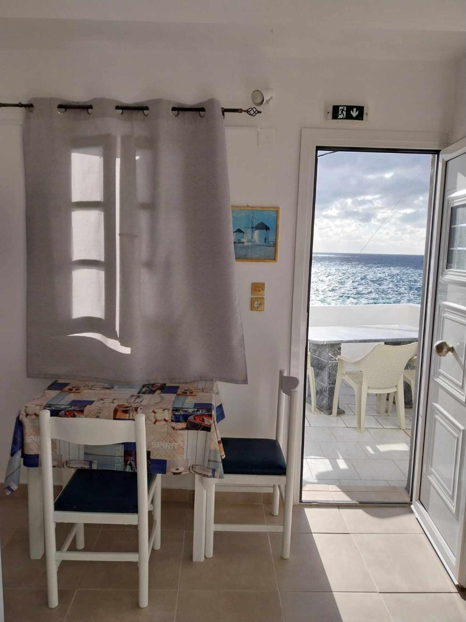 Kalymnos Platy Gialos Mousellis Makis Apartments Panormos  Bagian luar foto