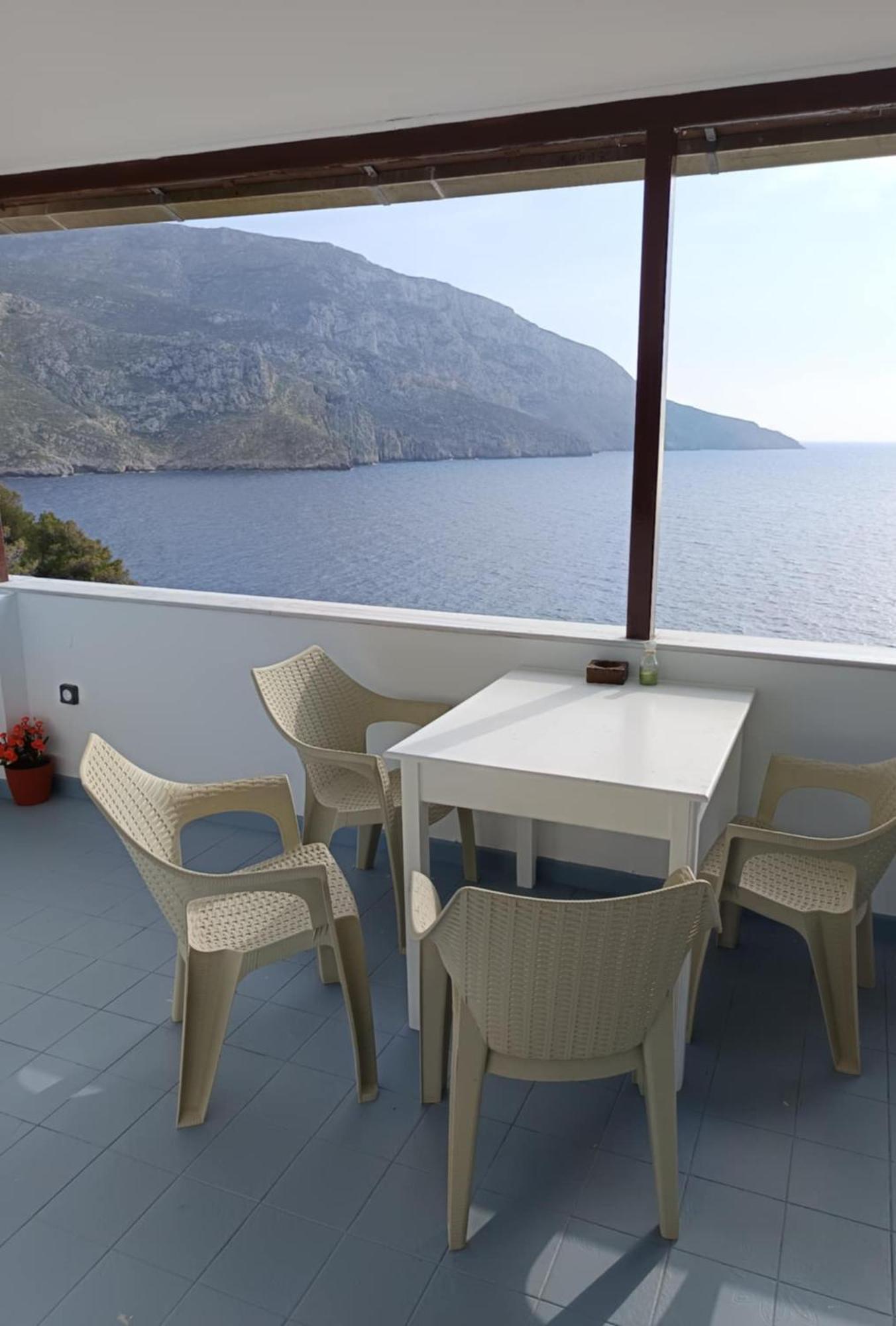 Kalymnos Platy Gialos Mousellis Makis Apartments Panormos  Bagian luar foto